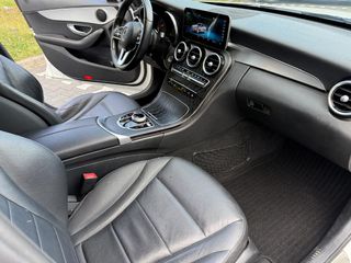 Mercedes-Benz Clase C 220 Sedan Automático