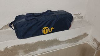 Cuna de viaje y barrera de cama