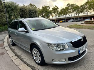 Skoda Superb 2011