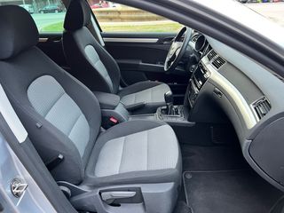 Skoda Superb 2011