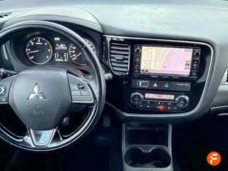 Mitsubishi Outlander 220 DI-D Motion 4WD