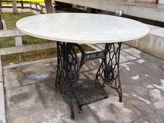 Mesa Jardín Pie Singer y Mármol 