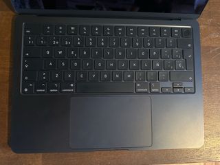 MacBook Air A3113 Azul Medianoche