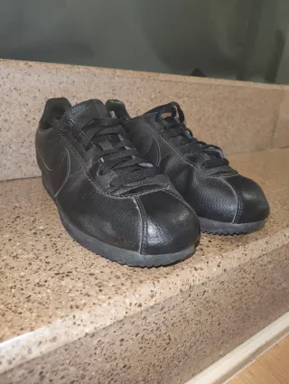 Nike Cortez Negras Piel