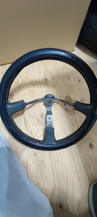 Volante Mitsubishi Montero V20