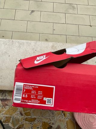 Nike Dunk Low Triple Pink