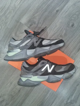 Zapatillas New Balance 9060 Talla 44