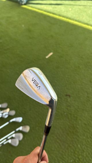 Palos de golf VEGA 
