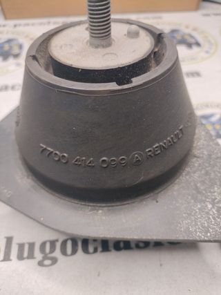 Soporte motor derecho Renault Laguna I, Espace III