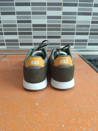 Zapatillas Asics Verde Oliva