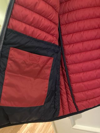 Plumas ligero azul marino