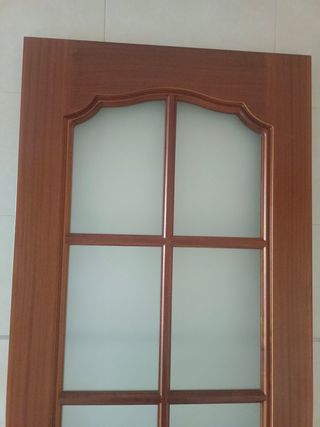 Puerta madera caoba buen estado