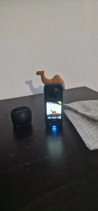 Insta360 X3 – Câmara 360º de Ação | Como Nova |