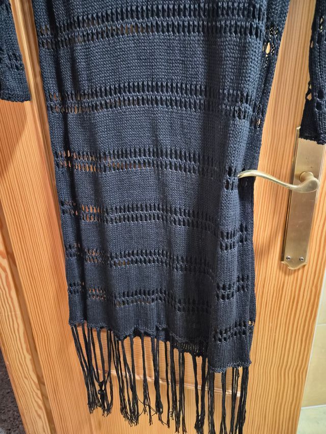 VESTIDO DE PUNTO CALADO