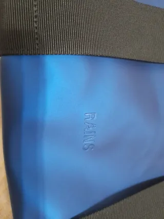 Bolso Rains Azul y Negro