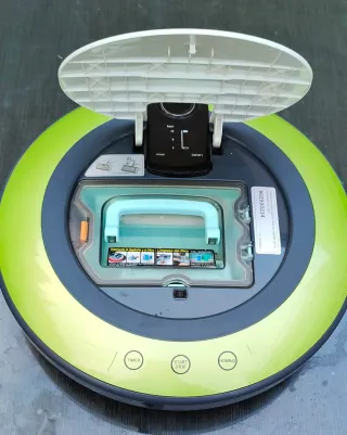 Robot LG HOM-BOT Limpieza Suelos