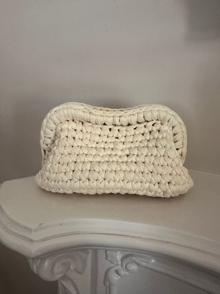 Borsa uncinetto beige fatta a mano