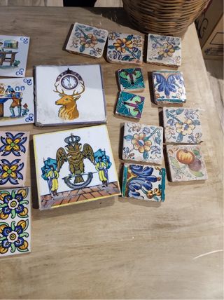 Ladrillos antiguos decorados
