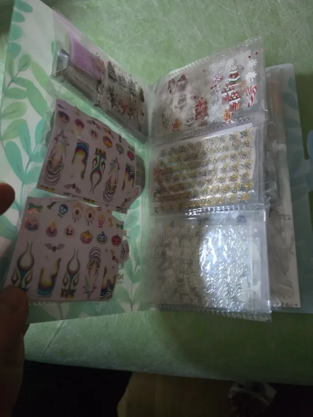Carpeta de pegatinas para uñas