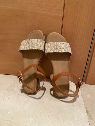 Sandalias planas sin estrenar Talla 37