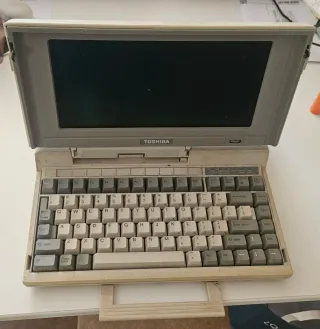 Toshiba T1200 Portátil, vintage