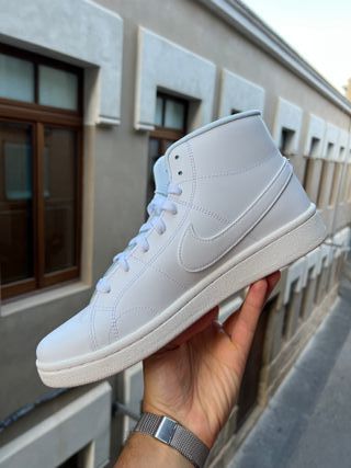 Nike Court Royale 2 Mid