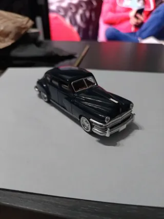 Coche a escala 1:43