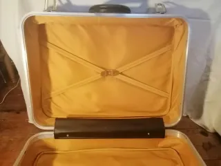 Maleta vintage cuero negra