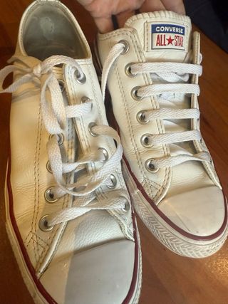 Converse de cuero blanco