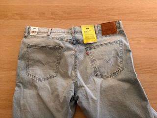 Levi's 541 Athletic Taper Jeans