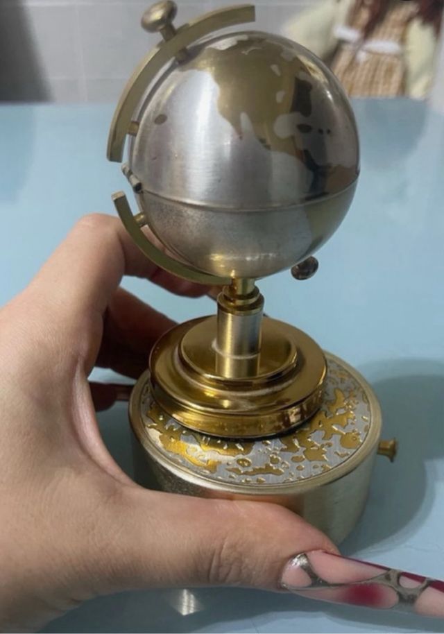 Mappamondo carillon vintage