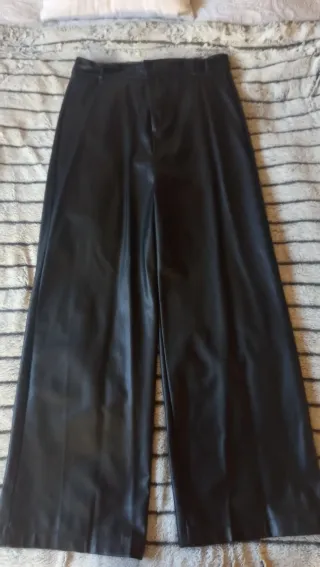 Pantalones Zara Cuero Negro