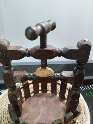 Cascanueces de madera antigüedades/coleccionistas