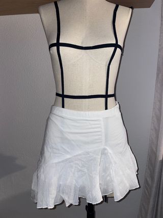 Falda mini asimétrica blanca T.XS