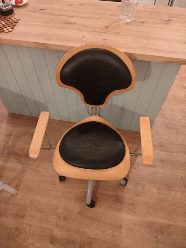 Silla de escritorio ergonómica