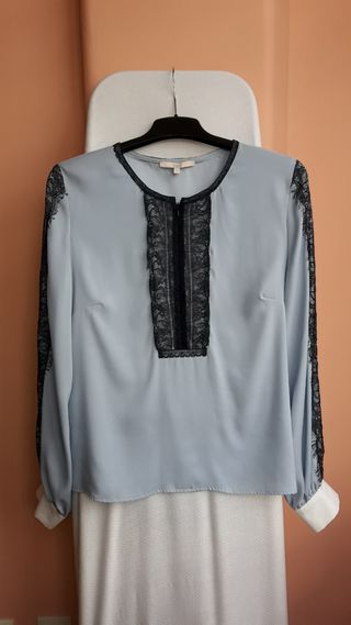 Blusa azul, El Corte Inglés.
