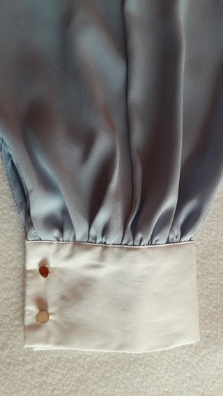 Blusa azul, El Corte Inglés.
