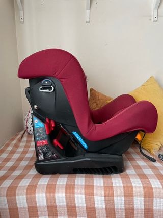 Silla de coche CHICCO 0-13kg y 9-18kg
grupo 0 y 1