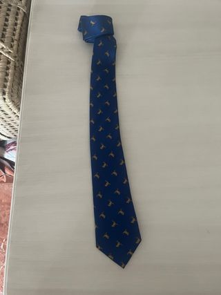 Corbata de seda azul con estampado