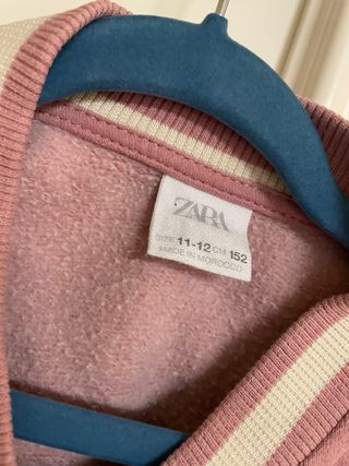 Chaqueta Bomber Zara T. 11-12 Años
Pijama T.12
