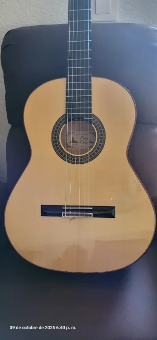Guitarra Flamenca Paco Castillo 214F