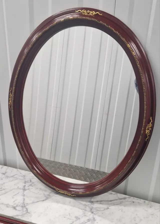 Espejo Vintage Ovalado con Adornos Metálicos