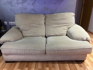 Sofá de 2 plazas beige