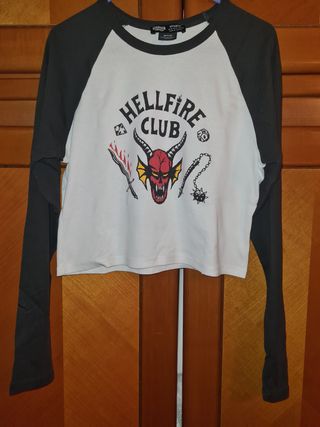 Camiseta Hellfire Club Stranger Things