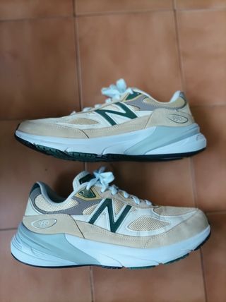 New Balance 990 v6 Beige/Verde Talla 44