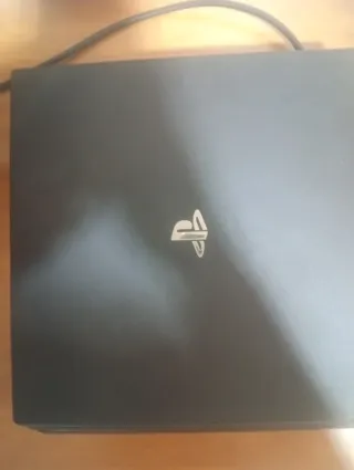 PlayStation 4 Pro 1TB Negra