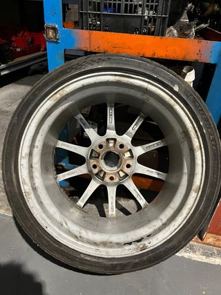 Llantas BMW 18 con Logo Ferrari