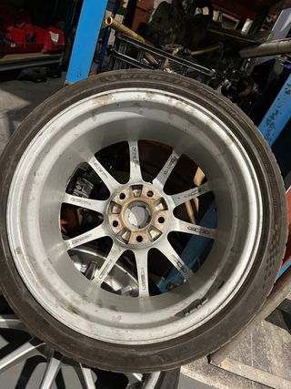 Llantas BMW 18 con Logo Ferrari