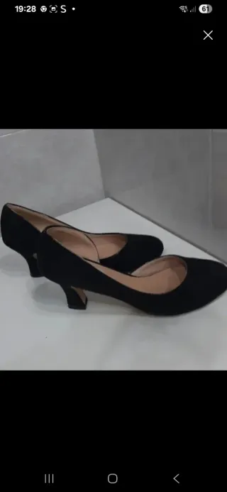 Zapatos de tacón negros