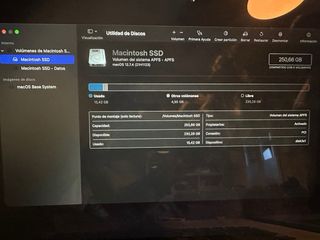 MacBook Pro 15” 2015 i7 16GB RAM 256GB Plata